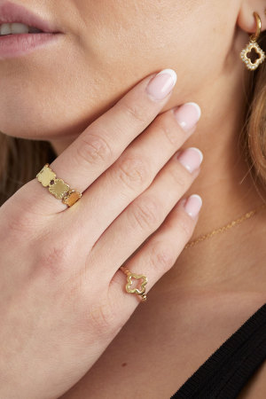 Bague Torsadée Avec Trèfle - Dorée h5 Image3