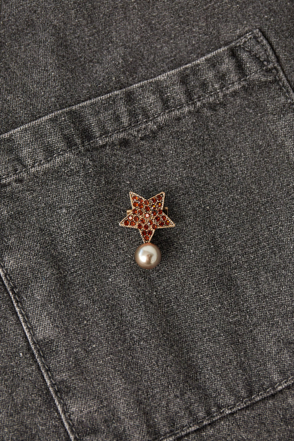 Broche Étoile Brillante Image2