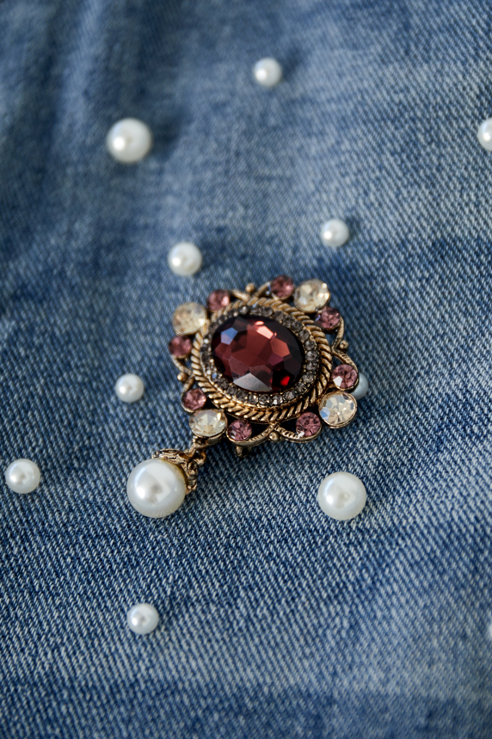 Broche Miracle Vintage h5Image2