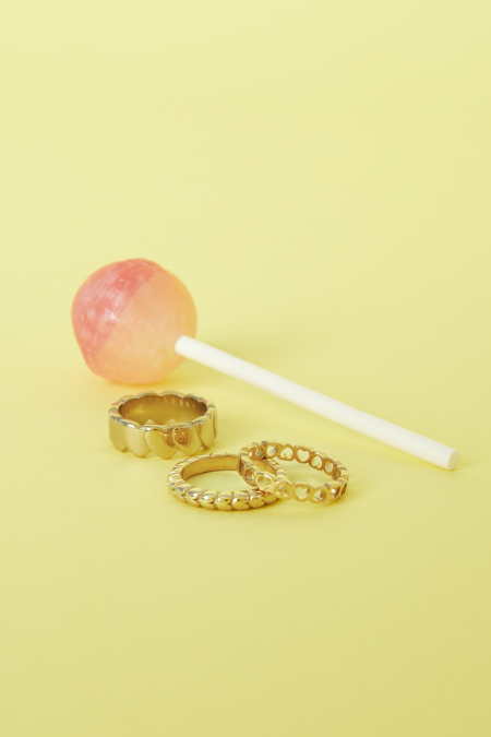 Bague en forme de cœur répétitive 2