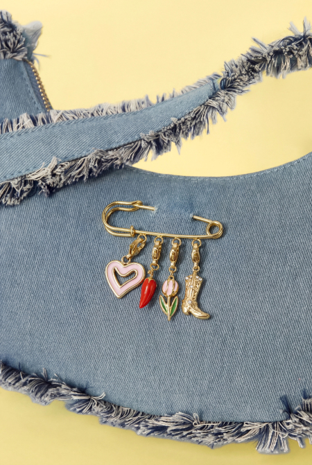 Broche 4 breloques à faire soi-même 2
