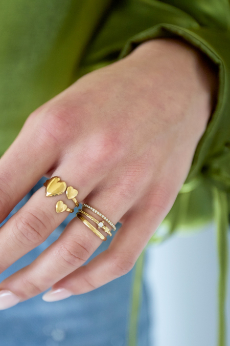 Bague à trois rangs ornée de pierres 2