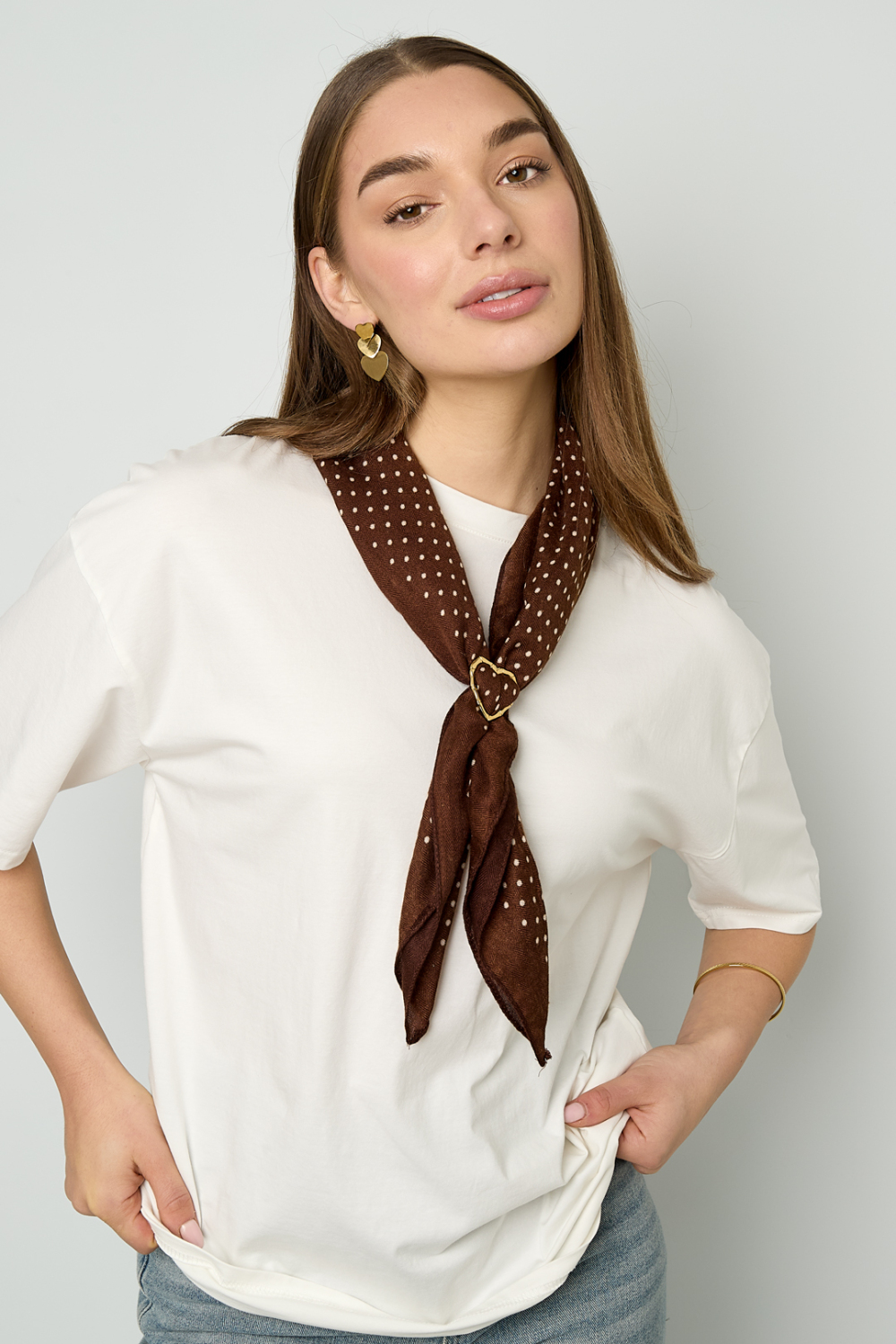 Pince À Foulard Avec Cœur En Bambou Image2