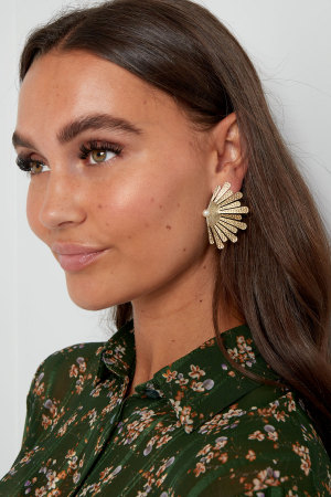 Boucles D'oreilles Demi Fleur Avec Perle h5 Image4