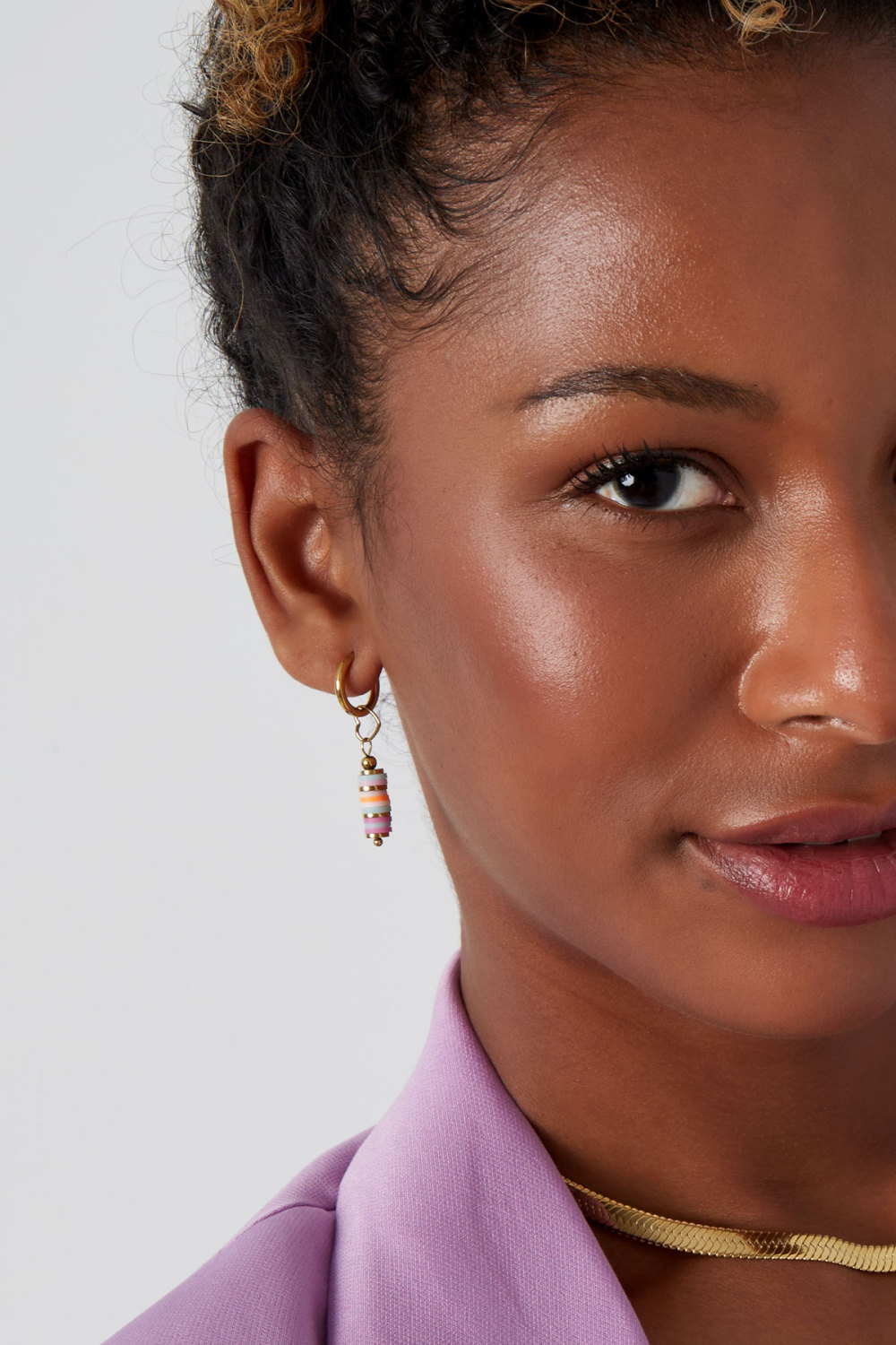 Boucle D'oreille Perles Colorées Avec Coeur h5Image3