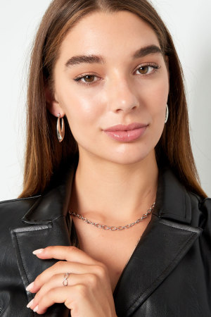 Boucles D'oreilles Esthétiques Avec Pointe h5 Image2