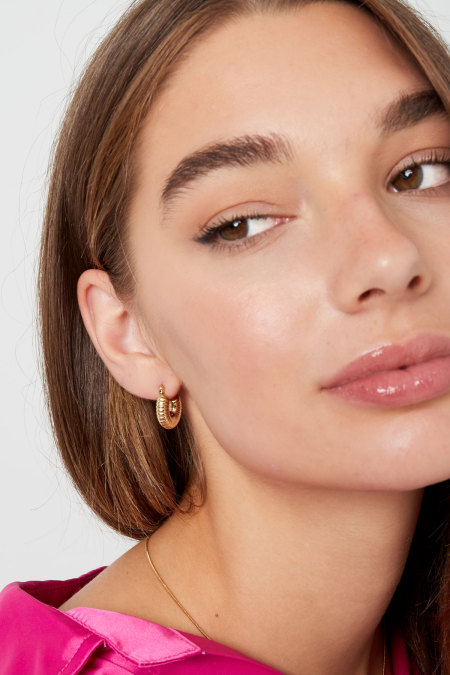 boucles d'oreilles rondes esthétiques petites 2