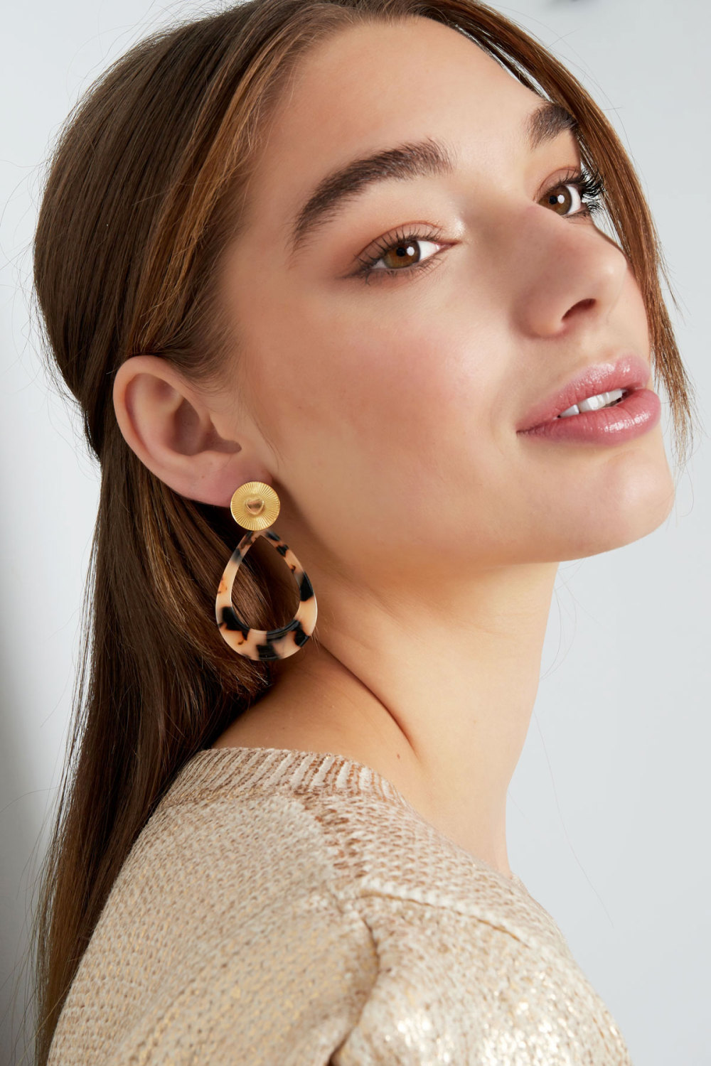 Boucles D'oreilles Pièce Coeur Avec Ovale - Doré/Beige h5Image2