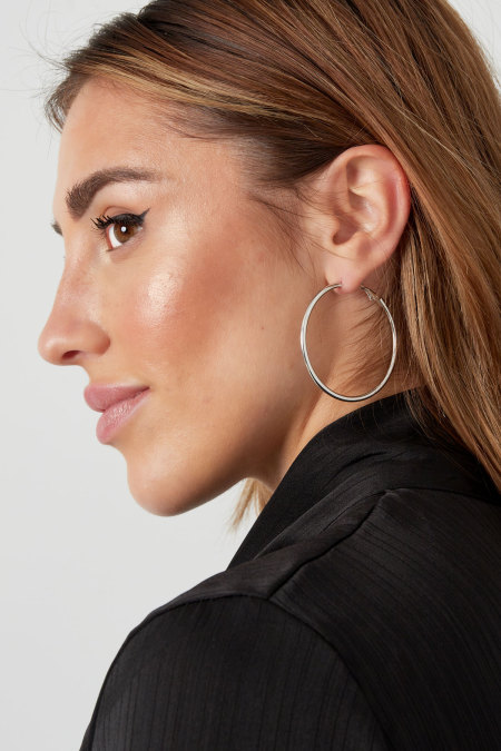 Boucles d'oreilles cercle basique grand - doré 2