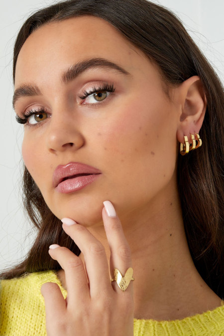 Boucles d'oreilles basiques coeur petit - doré 2