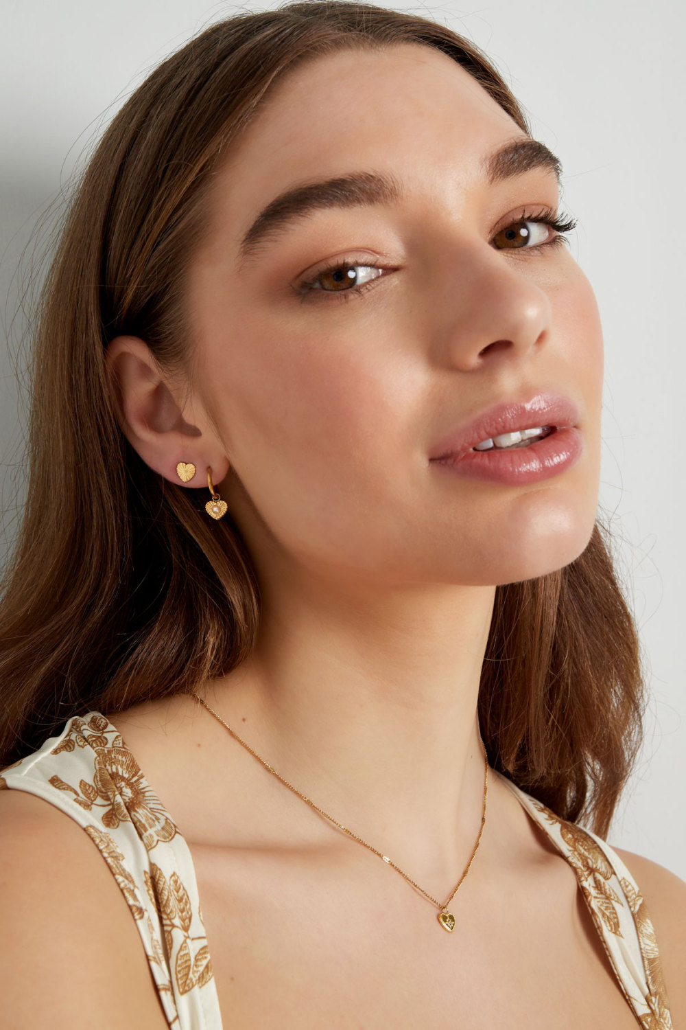 Boucles D'oreilles Détail Coeur Avec Perle - Doré h5Image2