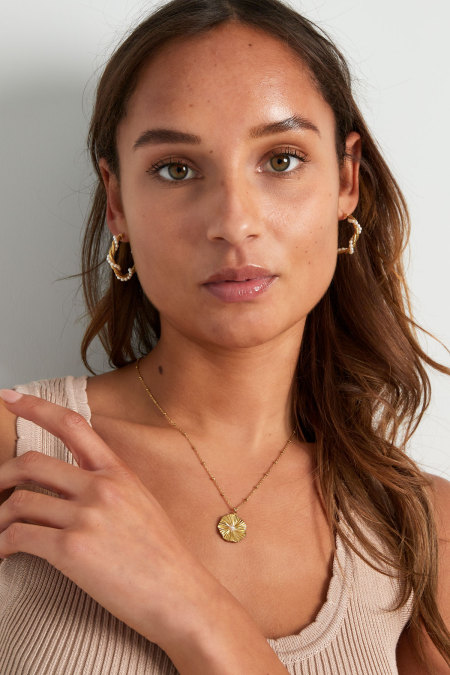 Boucles d'oreilles rondes corde torsadée avec perles - doré 2