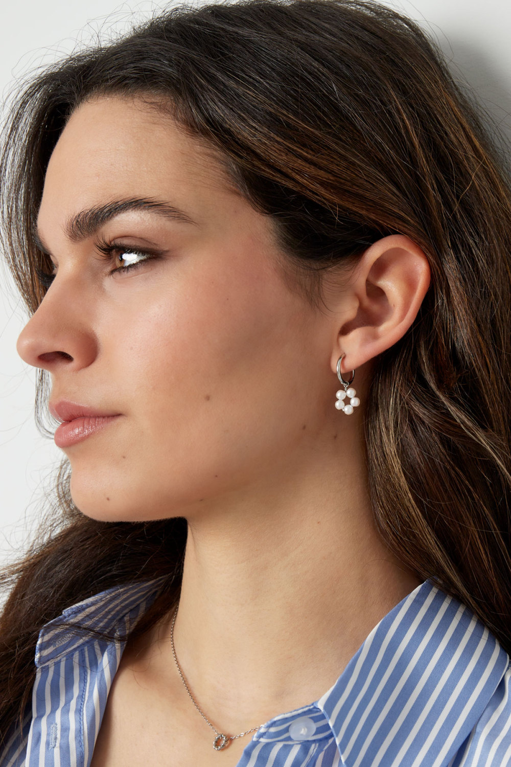 Boucle D'oreille Avec Pendentif Fleur En Perles h5Image4