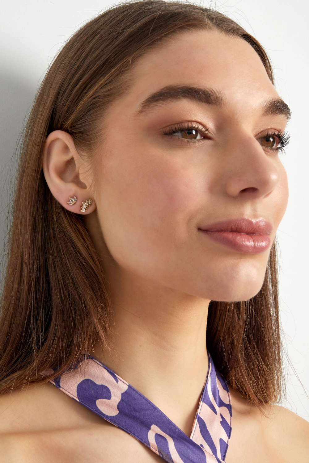 Puces D'oreilles Avec Trois Diamants Image2