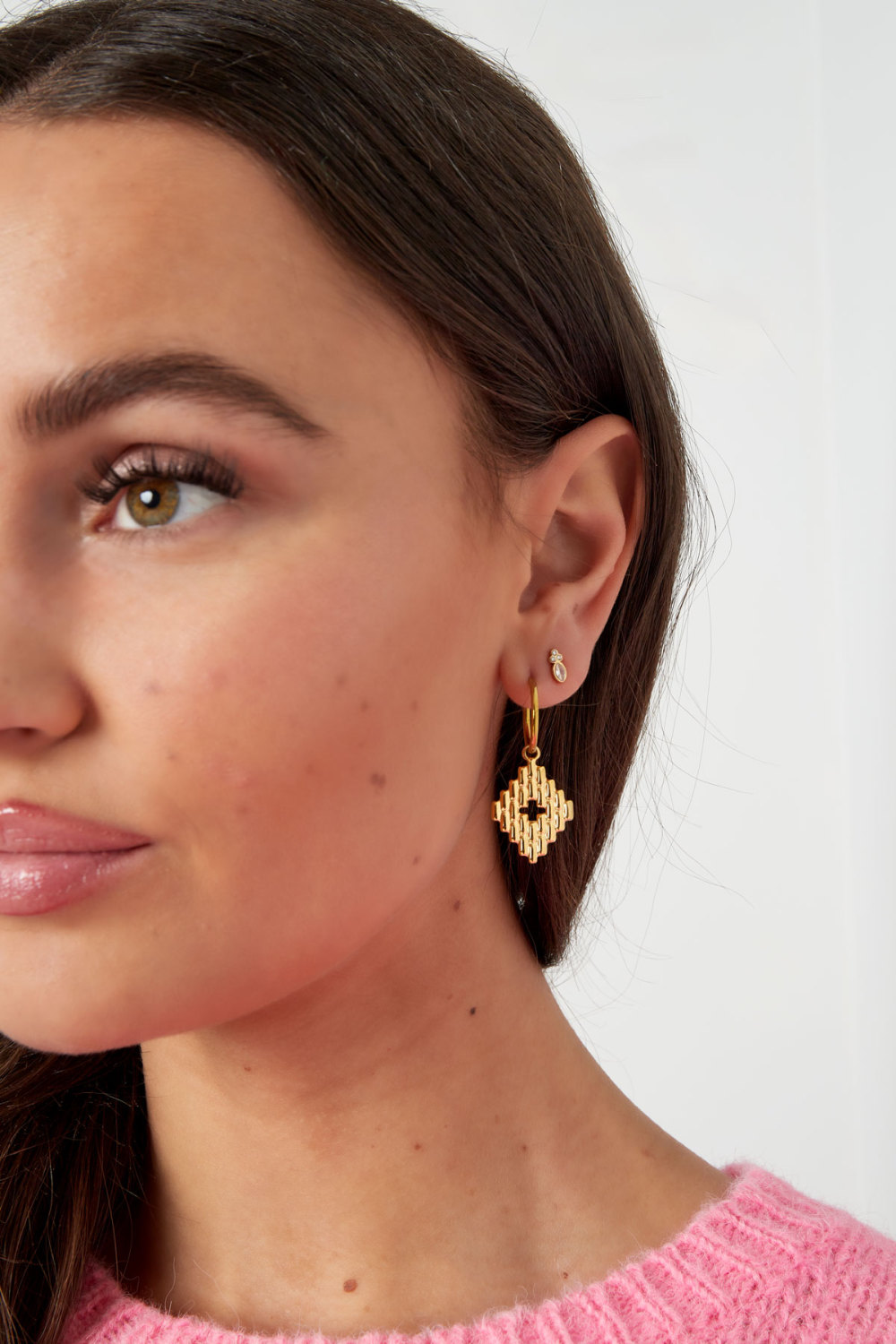 Boucles D'oreilles Avec Breloques Structurées - Doré h5Image4