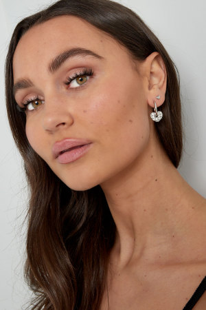 Boucles D'oreilles Avec Breloques Coeur Structurées h5 Image2