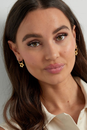 Boucles D'oreilles Créoles À Breloques Fleurs Basiques h5 Image2