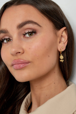 Boucles D'oreilles Basiques Avec Breloques Fleurs - Doré h5 Image4