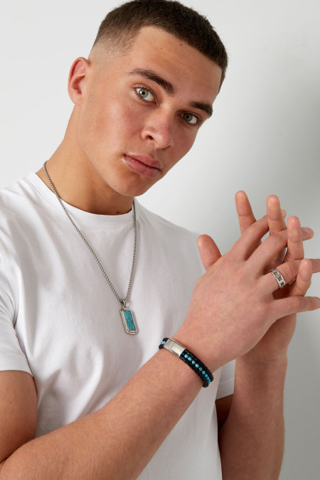 Bracelet double homme tressé de perles au milieu 2