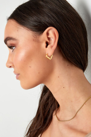 Boucles D'oreilles Basiques Trèfle Grandes - Dorées h5 Image4