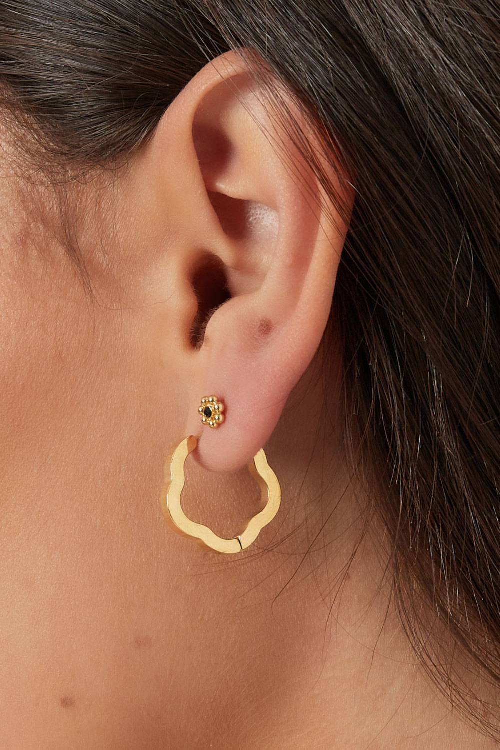 Boucles D'oreilles Basiques Forme Fleur Grandes - Dorées h5Image3