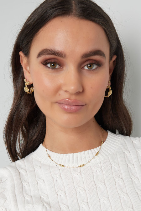 Boucles d'oreilles fête fleurie - doré 2