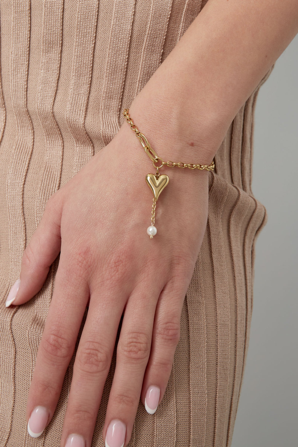 Bracelet Jolis Coeurs - Doré Image2