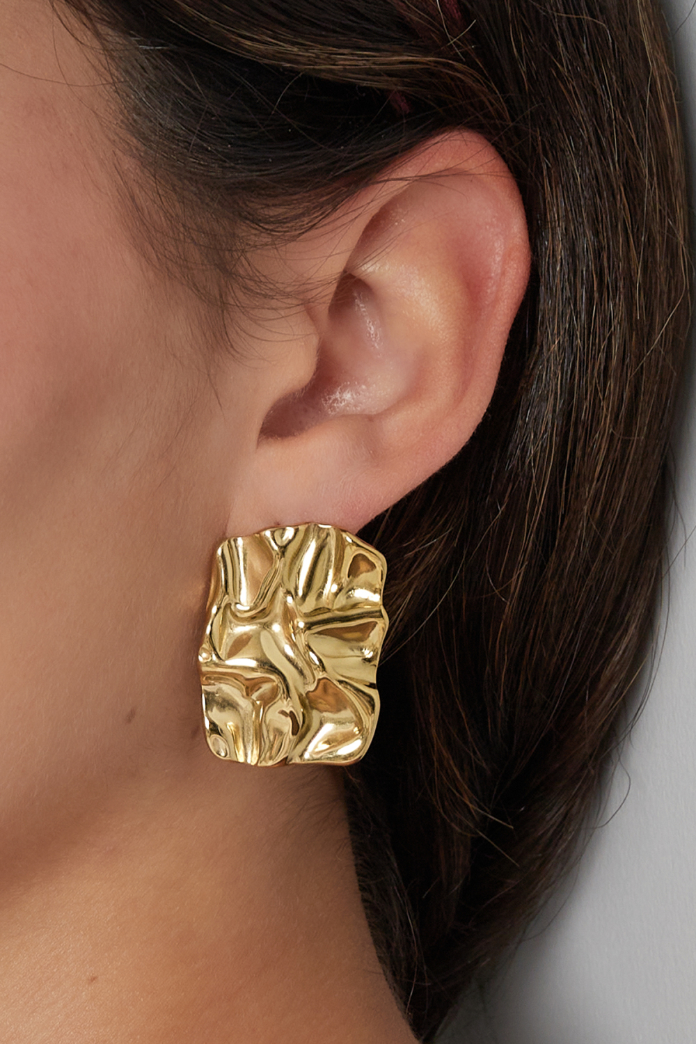 Les Boucles D'oreilles Doivent Avoir De La Grâce Image3