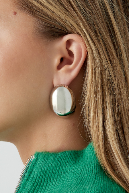 boucles d'oreilles déclaration audacieuse 2