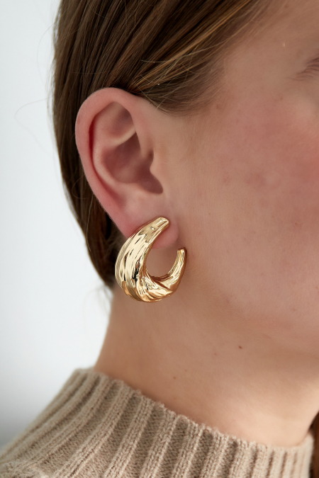 boucles d'oreilles élégantes texturées 2