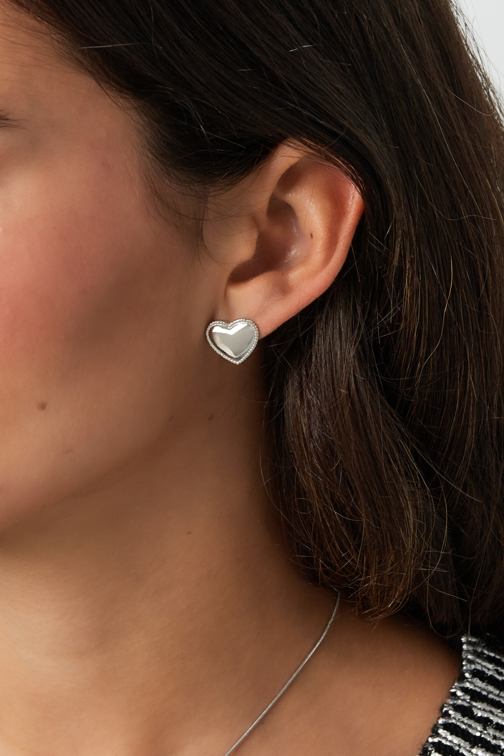 Boucles D'oreilles À Clous Petit Coeur Image3