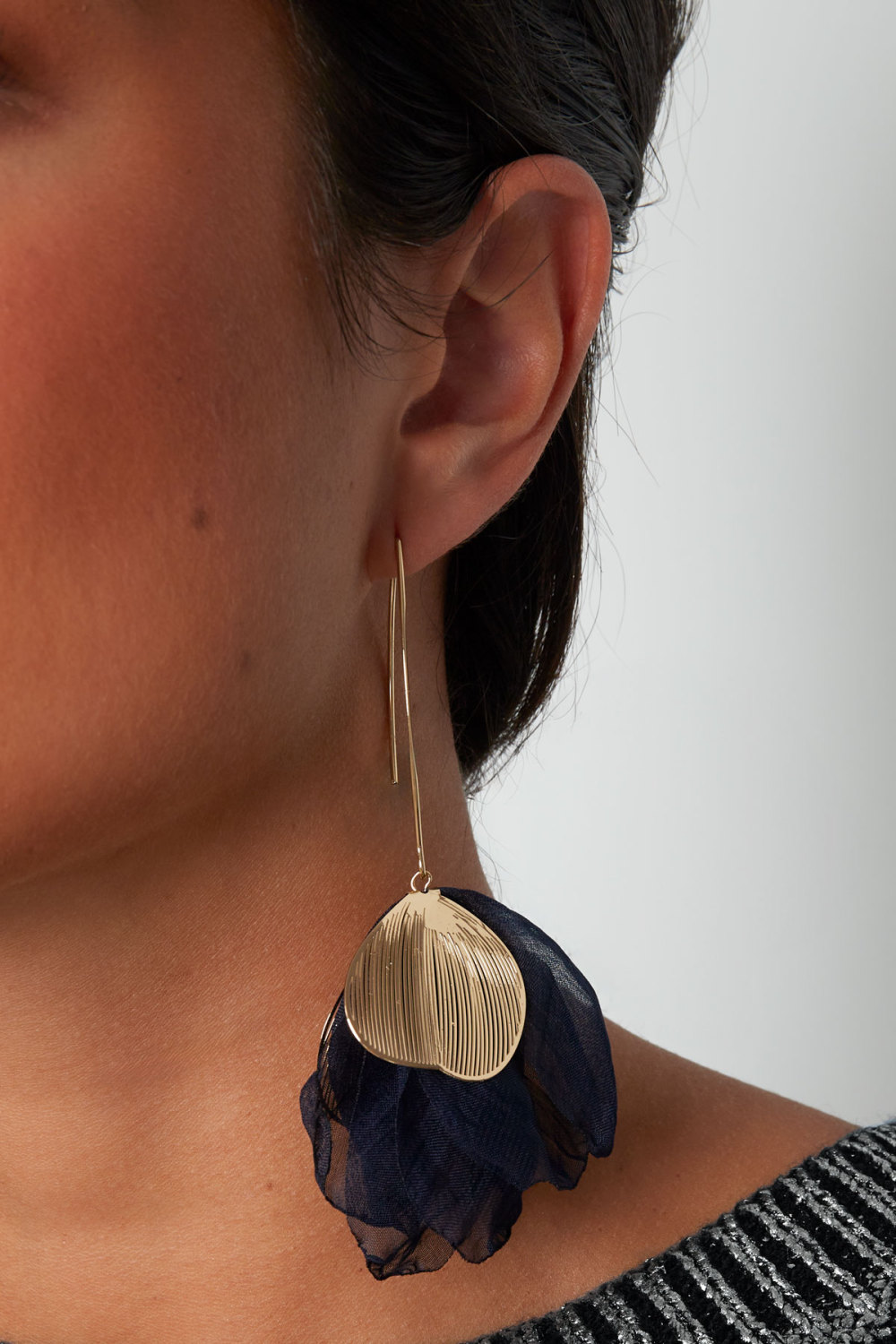Boucles D'oreilles Charming Flower h5Image2