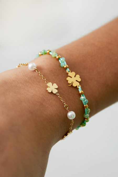 bracelet perle et trèfle 2