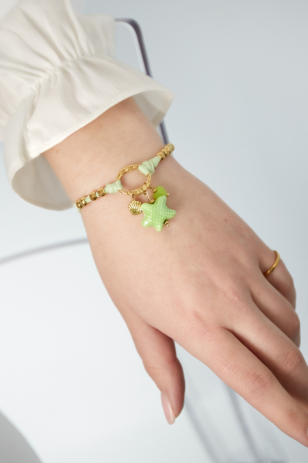 Bracelet étoilé - Couleur vert et or 2