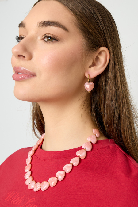 Boucles d'oreilles avec des perles en forme de cœur 2