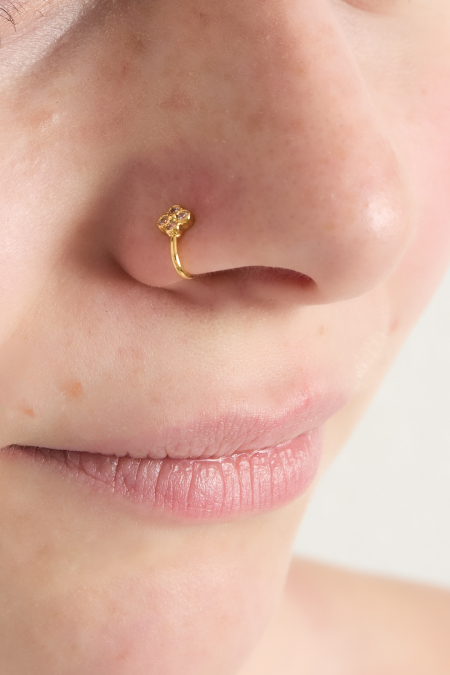Fleur pour manchette de nez et d'oreille 2