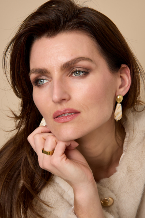 Boucles D'Oreilles Aspect Pierre Naturelle h5 Image2