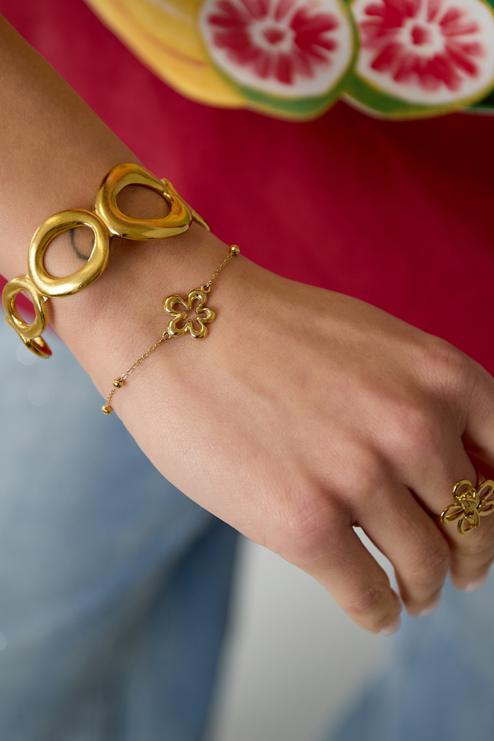 Bracelet Orné De Fleurs Ludiques En Forme De Corail De Tailles Variées Image3