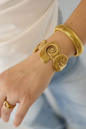 Bracelet Manchette Orné De Coquillages En Spirale h5 Image2