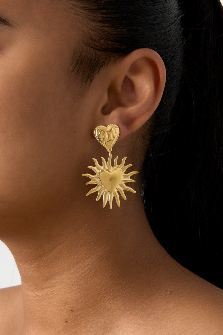 Boucles d'oreilles en forme de cœur avec soleil suspendu 2