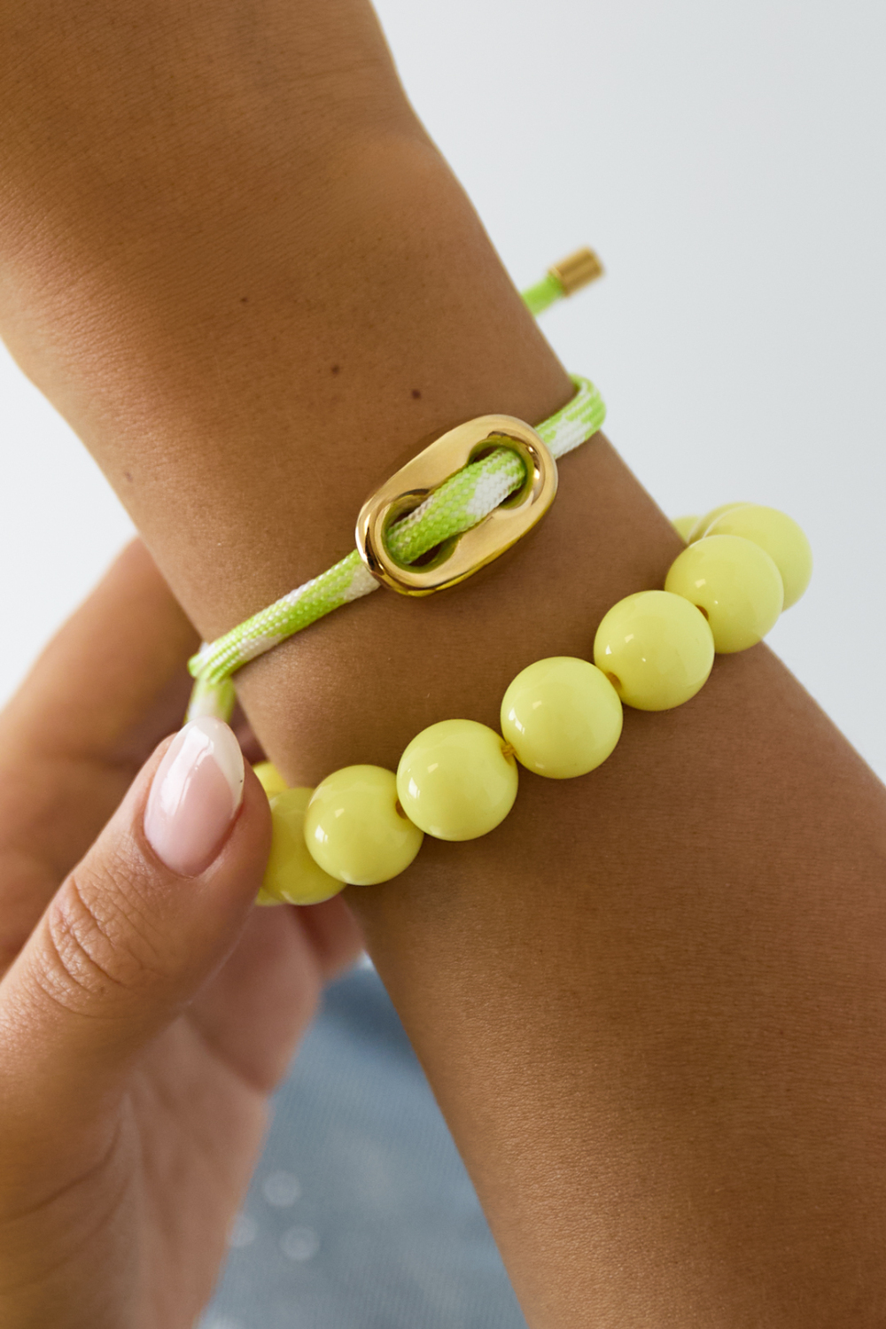 Bracelet Avec Détail De Bouton Image2