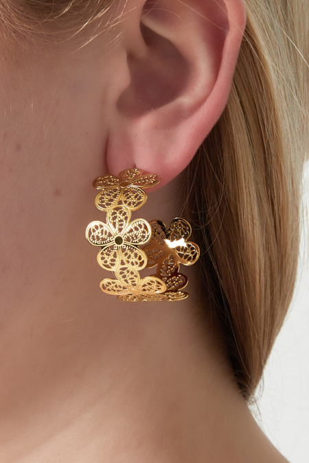 Boucles d'oreilles créoles à fleurs 2