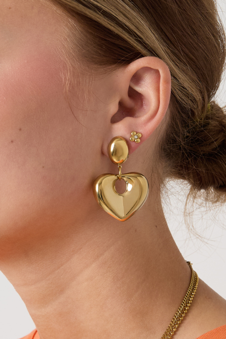 Boucles d'oreilles pendantes en forme de cœur gonflé. 2