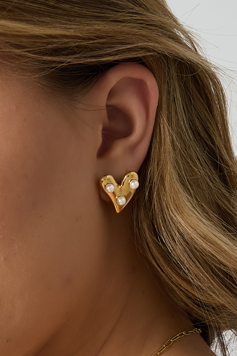 Boucles D'Oreilles En Forme De Cœur Avec Des Perles Image3