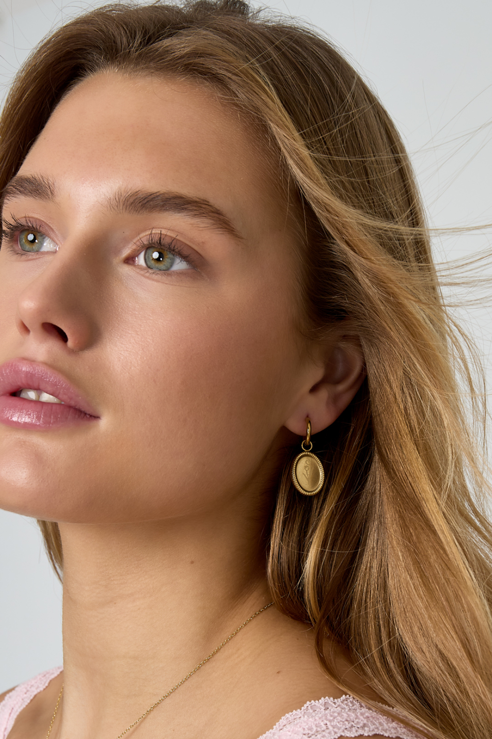 Boucles D'Oreilles En Acier Inoxydable En Forme De Tulipe Image6