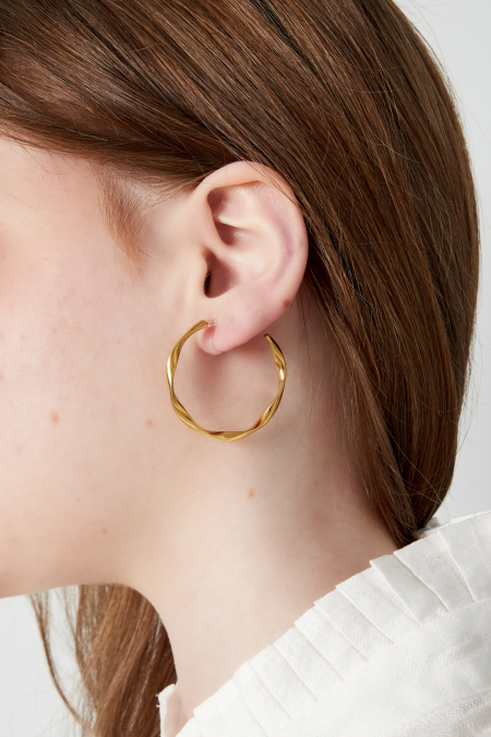 Boucles d'oreilles à clip Twist Hoops 2