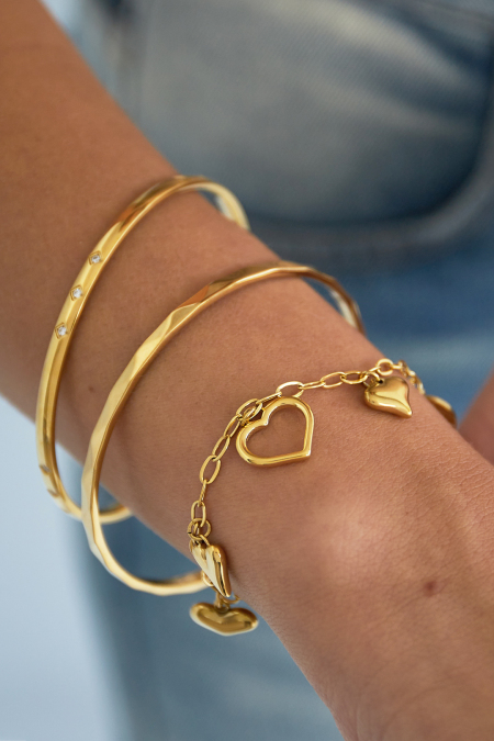 Bracelet simple et angulaire 2