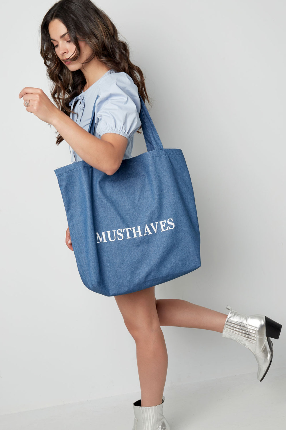 Les Incontournables Du Shopper En Jean Image2