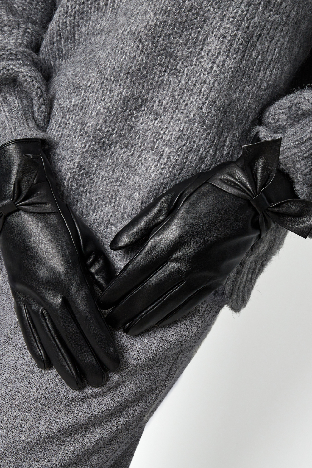 Gants Bowtiful Image2