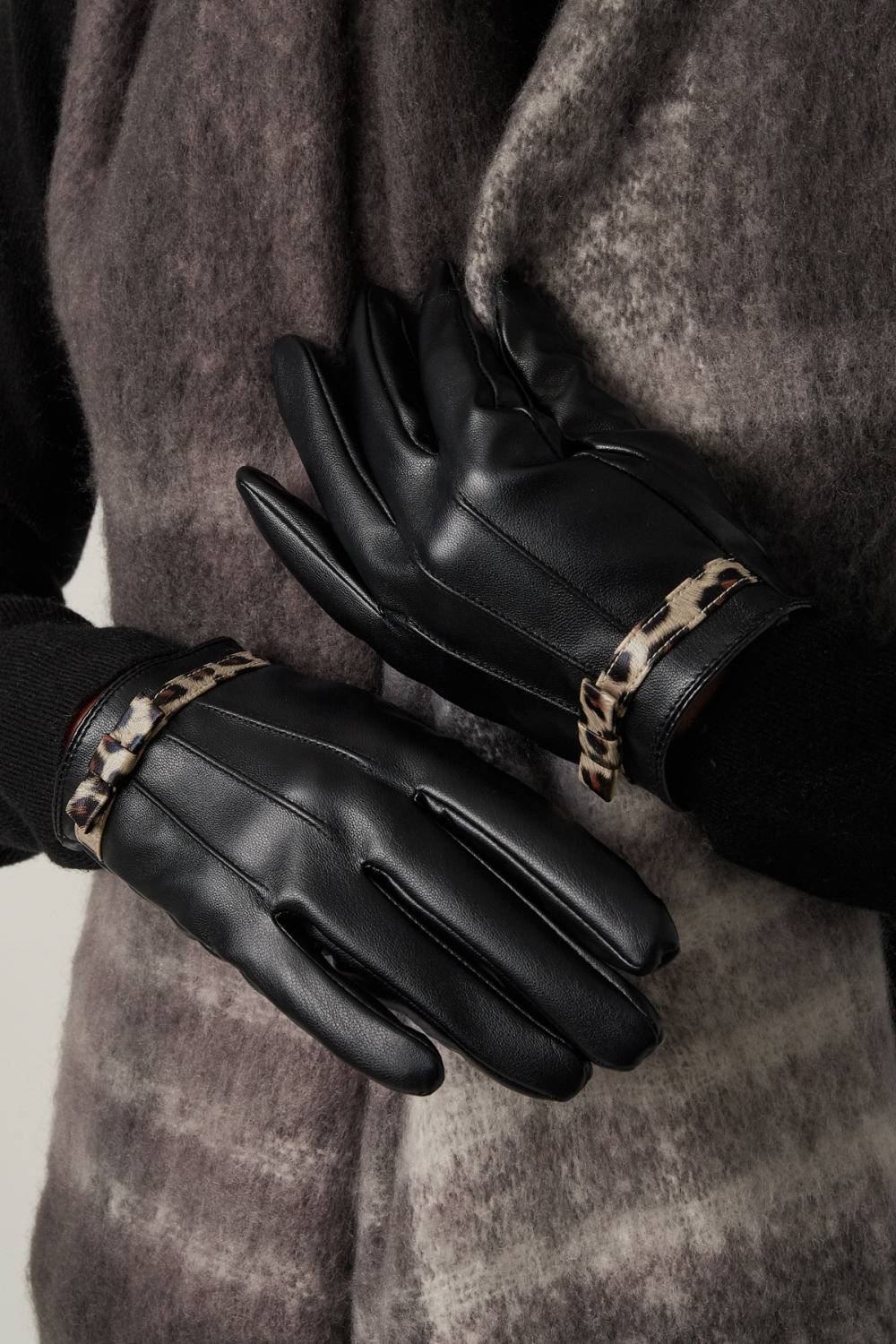 Gants Cosy Léopard h5Image3